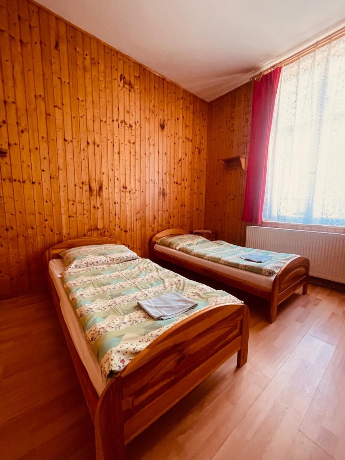 Penzion Dalibor Trutnov Ngoại thất bức ảnh